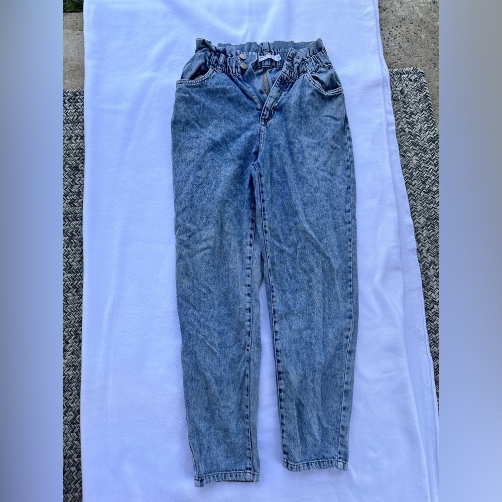 Paper bag jeans
